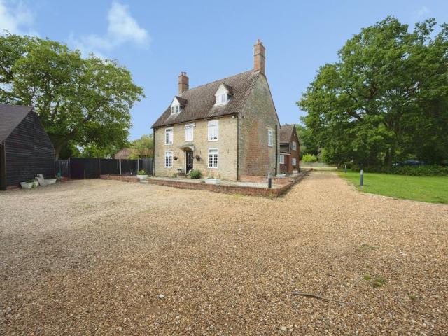 House for sale in Bedford