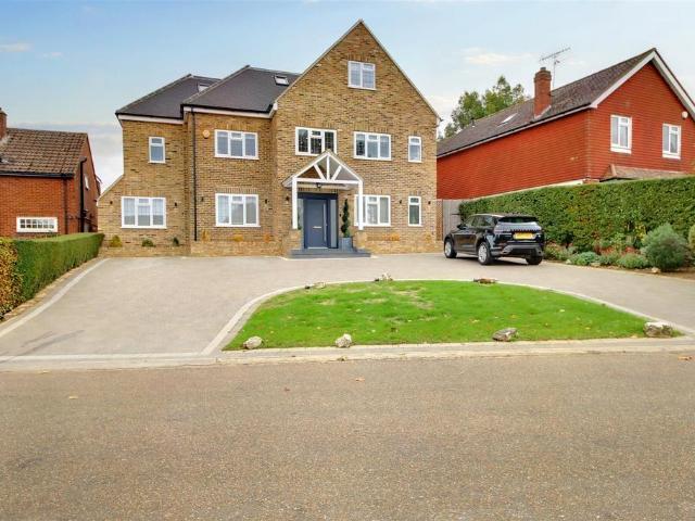 House for sale in Radlett, Hertsmere