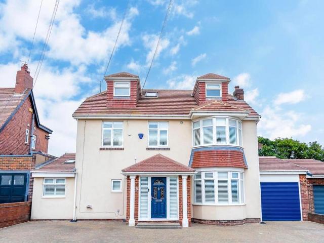 House for sale in Tynemouth, North Tyneside