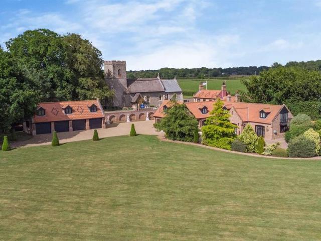 House for sale in Stokesby, Norfolk