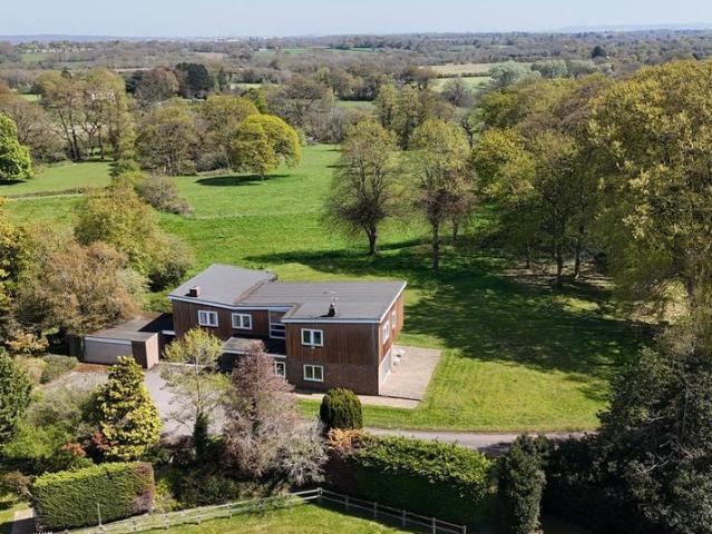 House for sale in Poulton, Thornton Hough