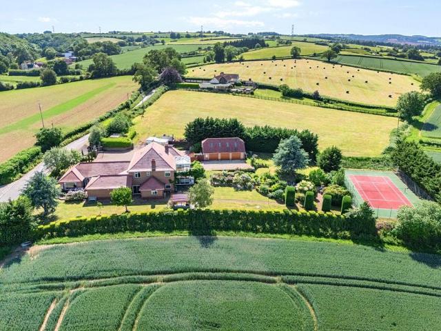House for sale in Boomer, North Petherton