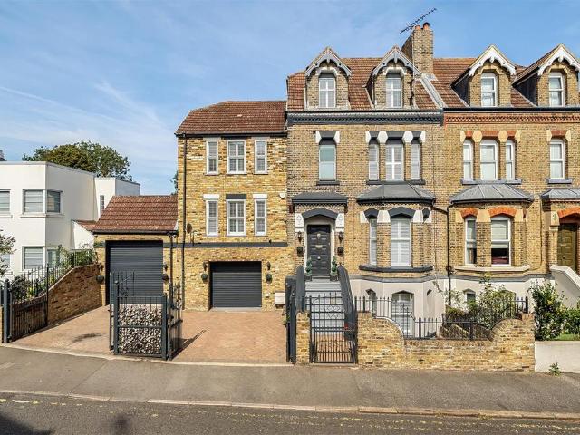 House for sale in St. Lawrence, Acol