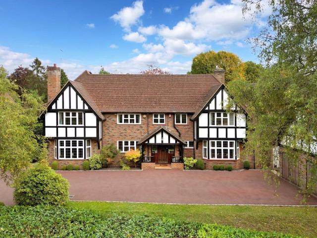 House for sale in Beaconsfield, Forty Green