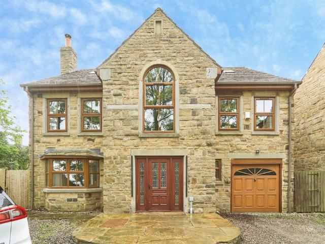 House for sale in Fulneck, West Yorkshire