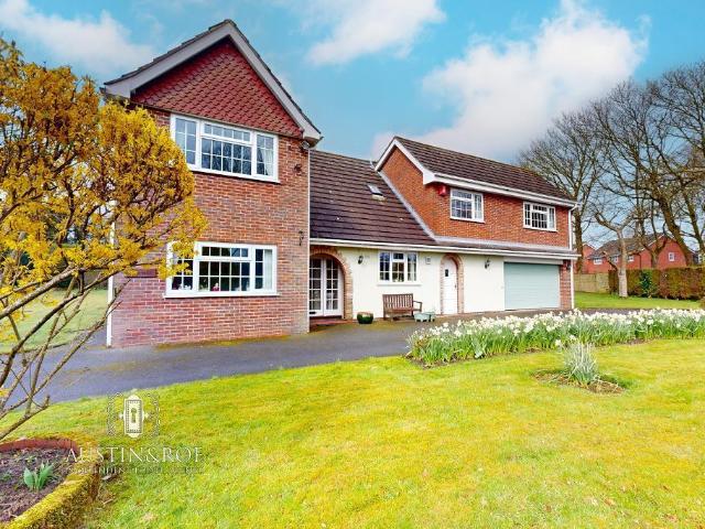 House for sale in Baswich, Staffordshire