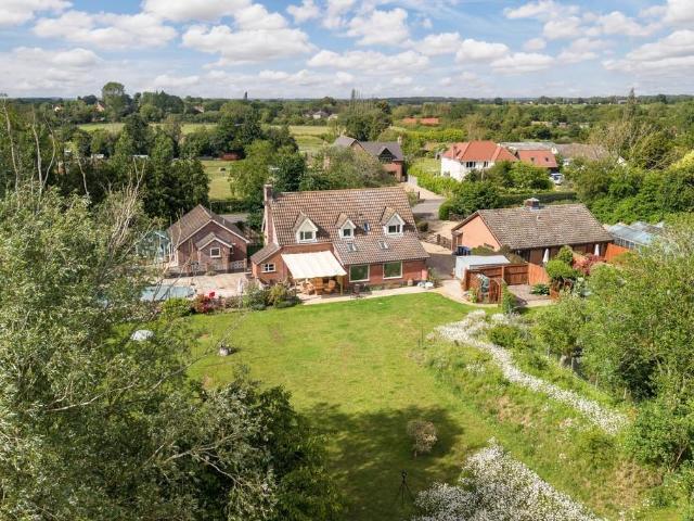 House for sale in Bedingfield, Suffolk