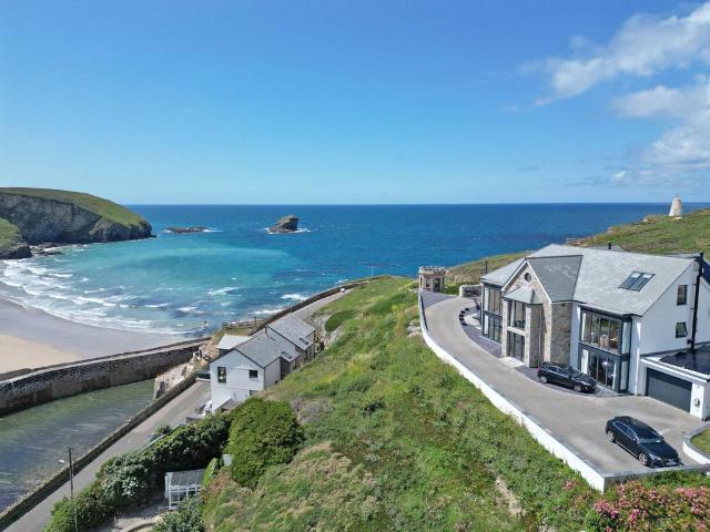 House for sale in Portreath, Cornwall