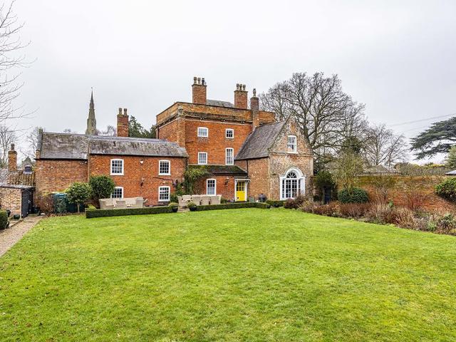 House for sale in Carlton-on-Trent CP, Alverton