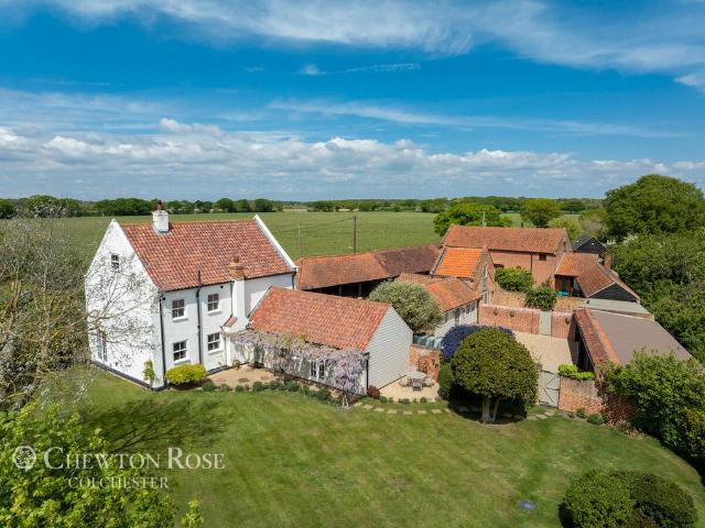 House for sale in Dale Hill, Essex