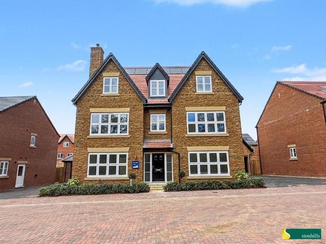 House for sale in Collingtree