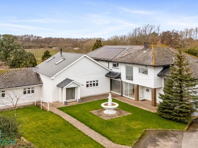 House for sale in Ashington, Horsham