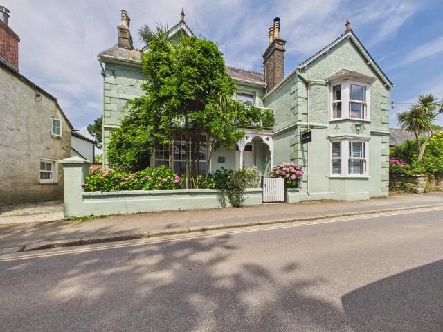 House for sale in Tregony with Cuby, Tregony