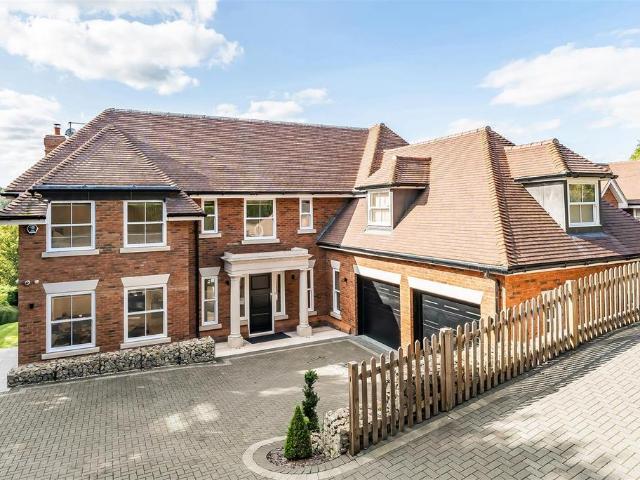 House for sale in Red Hill, Surrey