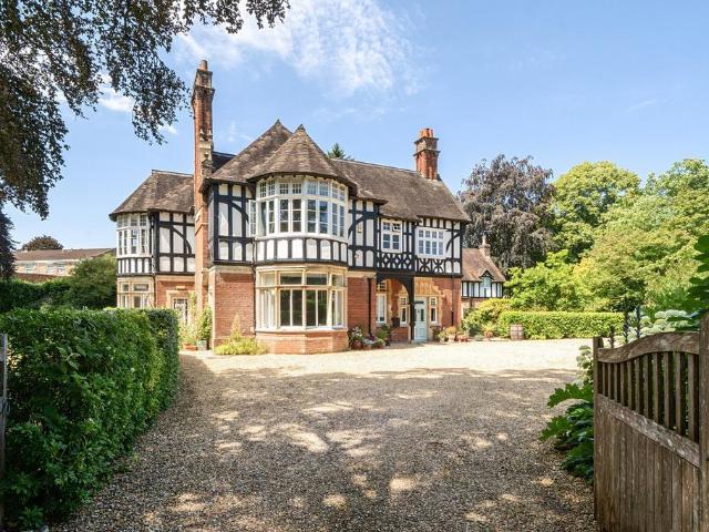 House for sale in Merley, Poole