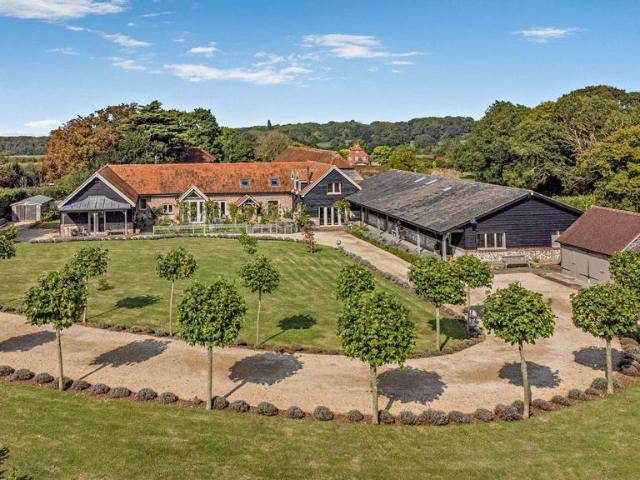 House for sale in East Clandon, Westborough