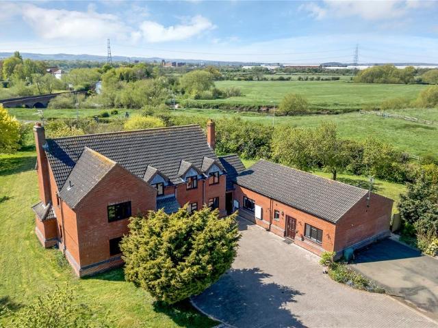 House for sale in Cotes, Elmfield