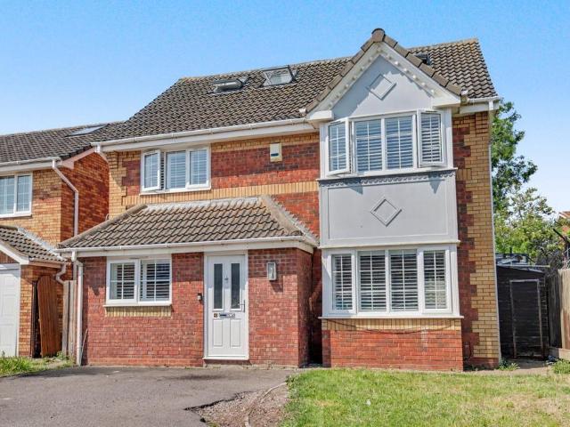 House for sale in North Shoebury, Alton Barnes
