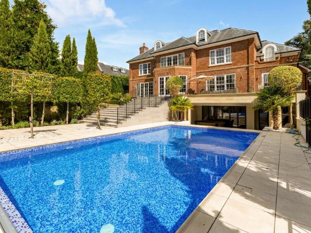 House for sale in Row Town, Surrey