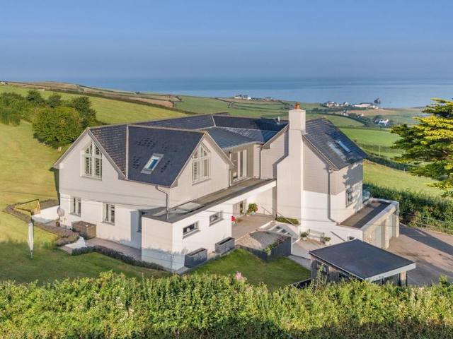 House for sale in Strode, Devon