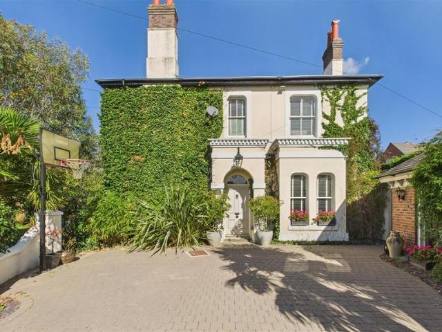 House for sale in Stourbridge, West Midlands
