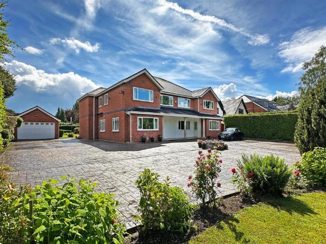 House for sale in Trafford Park, Greater Manchester