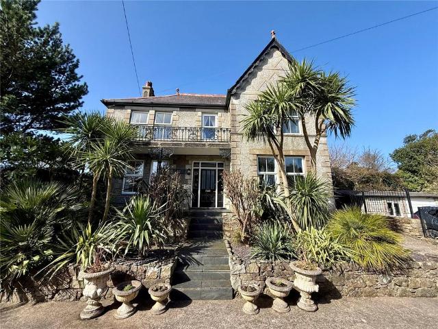 House for sale in Llanbedrog, Wales