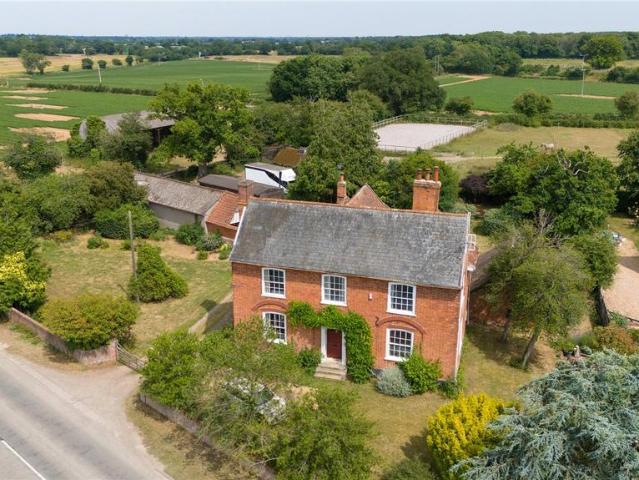 House for sale in Copdock and Washbrook, Chelmondiston