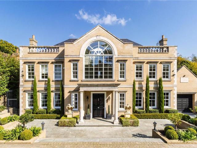 House for sale in Radlett, Hertfordshire