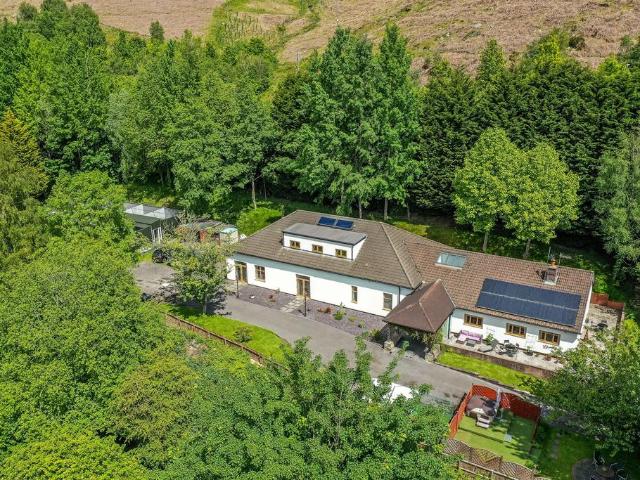 House for sale in Bedlinog, Treharris