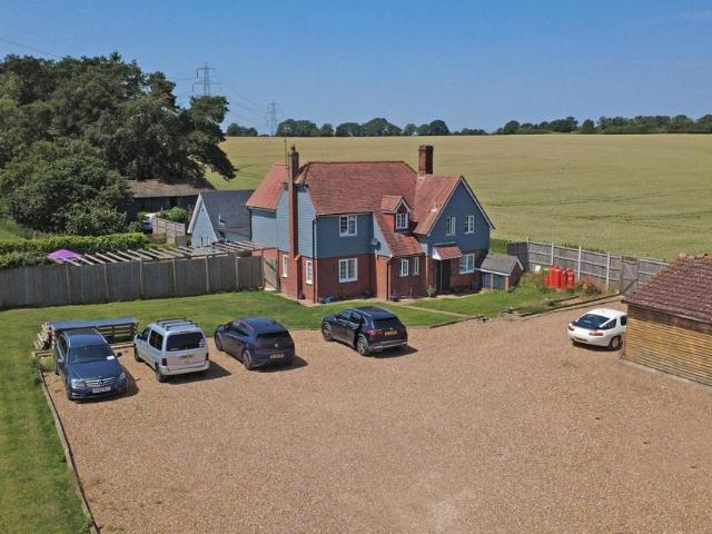 House for sale in Chipping Hill, Essex