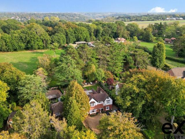 House for sale in London Borough of Croydon, Greater London