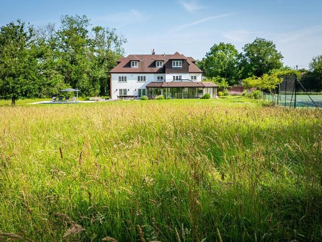 House for sale in Littlecote, West Sussex
