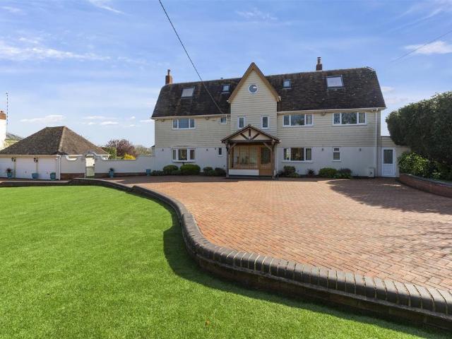 House for sale in Alderminster, Warwickshire