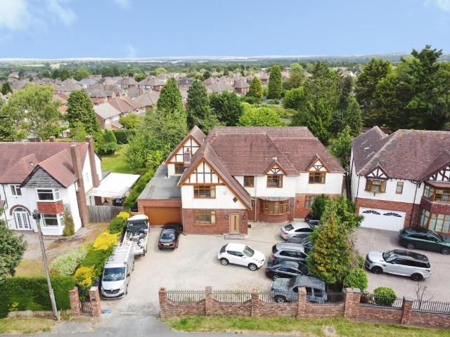 House for sale in Aldersley, Stockwell End