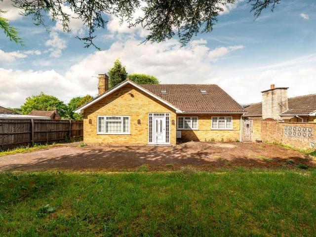 House for sale in Stokenchurch, Buckinghamshire