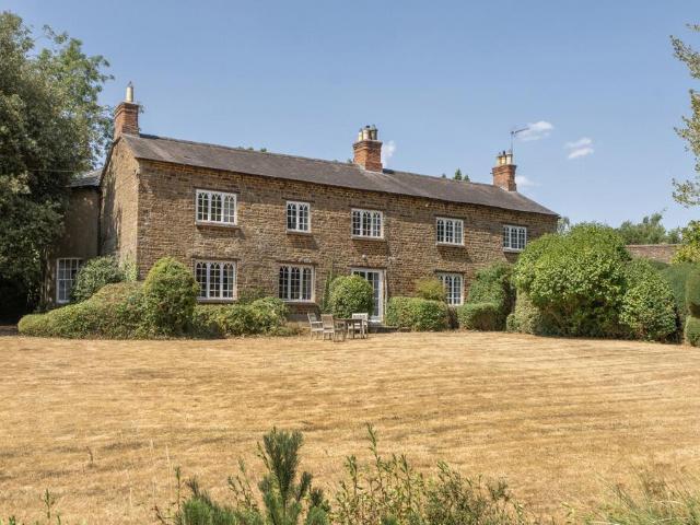House for sale in Farthingstone, Northamptonshire