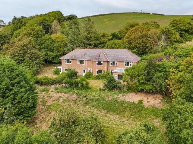 House for sale in Pembrey and Burry Port Town, Pembrey