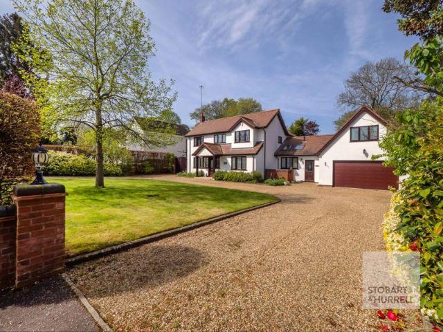 House for sale in Wroxham, Crostwick