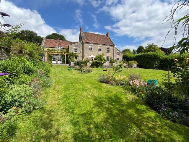 House for sale in Pilton