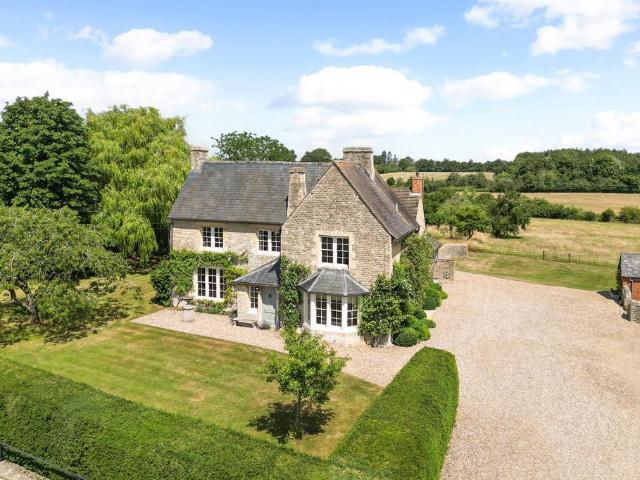 House for sale in South Leigh, Black Bourton
