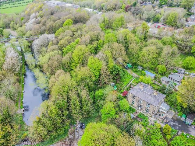 House for sale in Spen, Cleckheaton