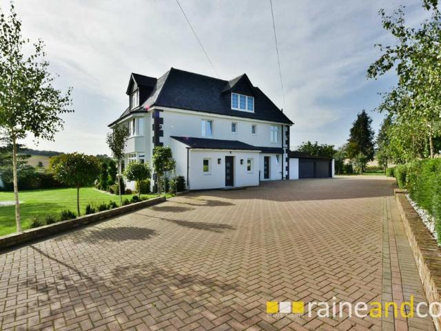 House for sale in King's Walden, Hertfordshire
