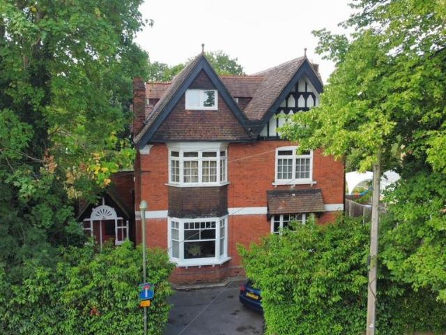 House for sale in Knowle Green, Lower Halliford