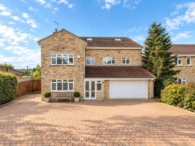 House for sale in Bramhope, West Yorkshire