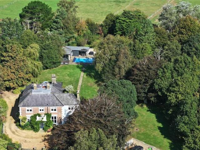 House for sale in Heathlands, East Sussex