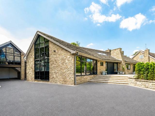 House for sale in Alwoodley, West Yorkshire
