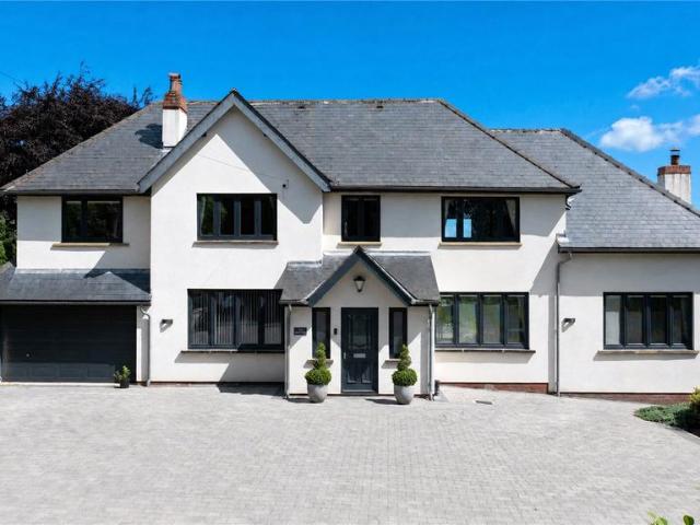 House for sale in Bramhope, Leeds