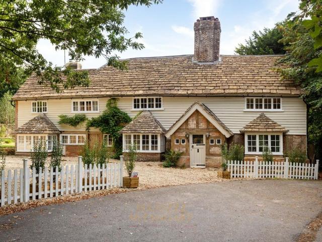 House for sale in Maidenbower, Crawley