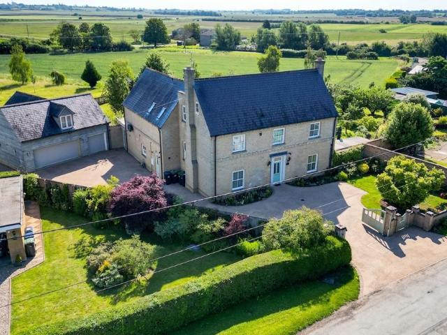 House for sale in Barway, Cambridgeshire